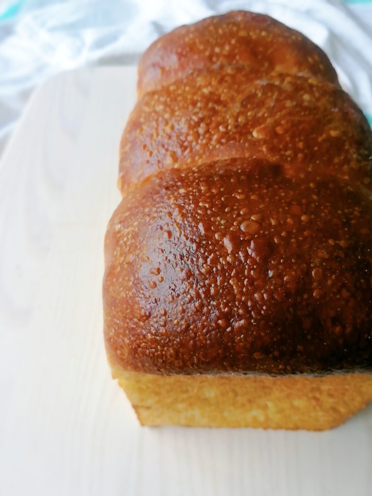 ルヴァン種でつくるフワフワミルク食パン My Sourdough Kitchen